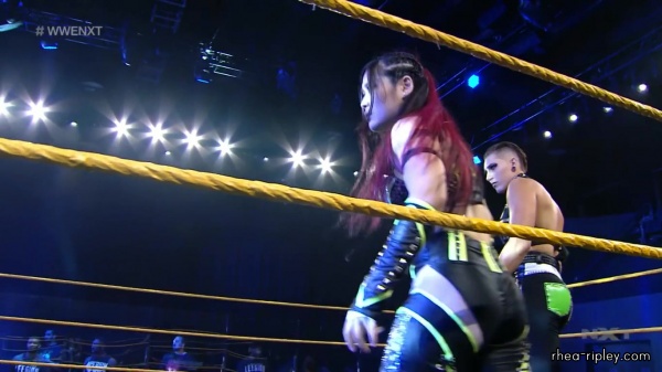 WWE_NXT_MAY_272C_2020_0420.jpg