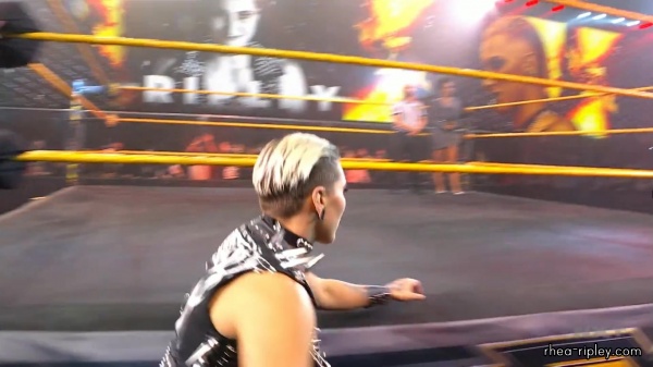 WWE_NXT_NOV__182C_2020_0427.jpg