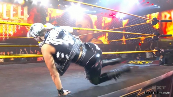 WWE_NXT_NOV__182C_2020_0429.jpg