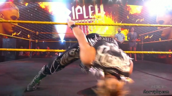 WWE_NXT_NOV__182C_2020_0432.jpg