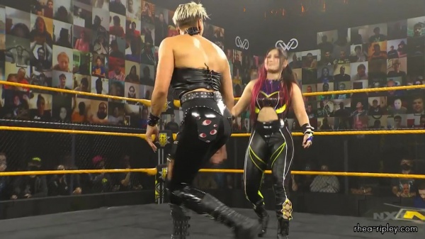 WWE_NXT_NOV__182C_2020_0873.jpg