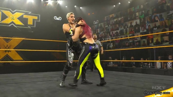 WWE_NXT_NOV__182C_2020_0980.jpg