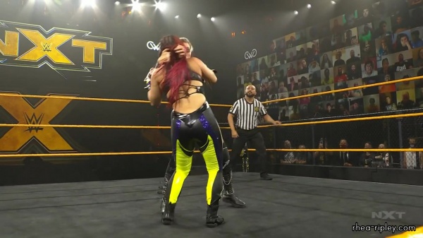 WWE_NXT_NOV__182C_2020_0982.jpg