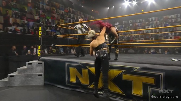 WWE_NXT_NOV__182C_2020_1061.jpg