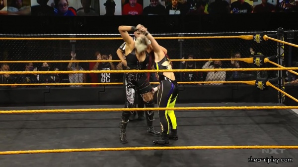 WWE_NXT_NOV__182C_2020_1262.jpg