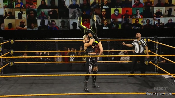 WWE_NXT_NOV__182C_2020_1272.jpg