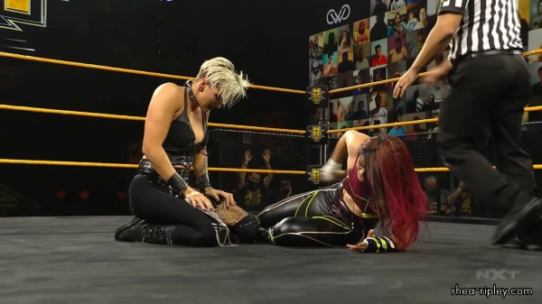 WWE_NXT_NOV__182C_2020_1316.jpg