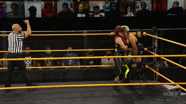 WWE_NXT_NOV__182C_2020_1428.jpg