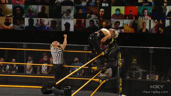 WWE_NXT_NOV__182C_2020_1493.jpg