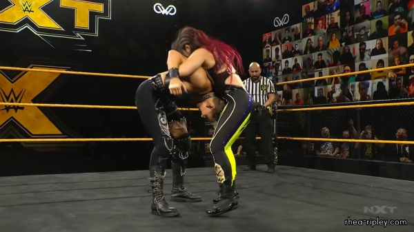 WWE_NXT_NOV__182C_2020_1642.jpg