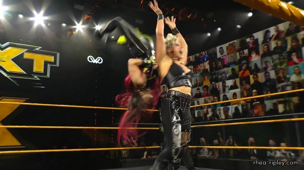 WWE_NXT_NOV__182C_2020_1651.jpg