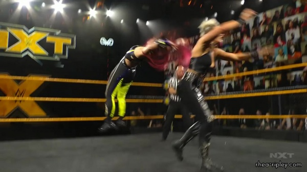 WWE_NXT_NOV__182C_2020_1652.jpg