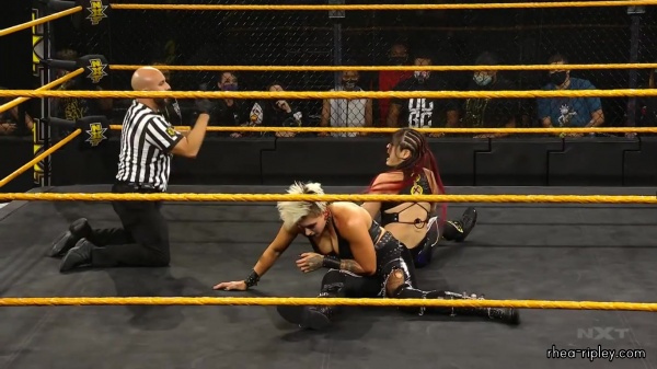 WWE_NXT_NOV__182C_2020_1704.jpg