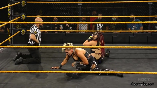 WWE_NXT_NOV__182C_2020_1706.jpg