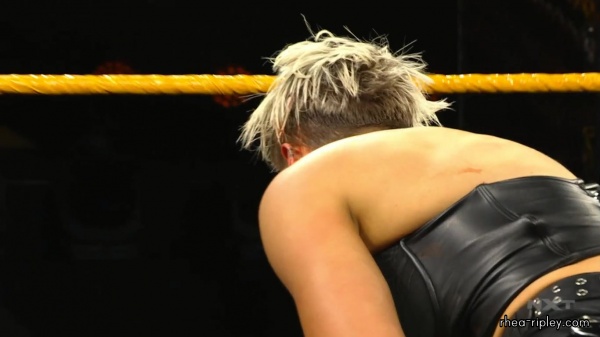 WWE_NXT_NOV__182C_2020_1710.jpg