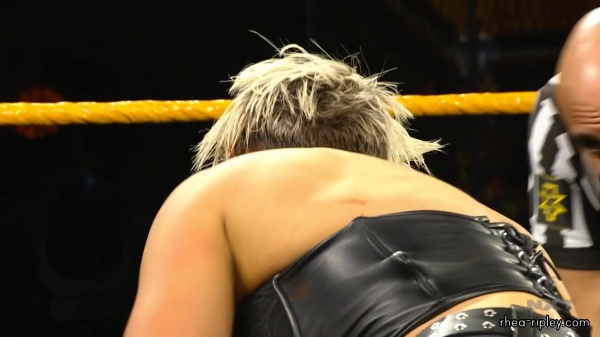 WWE_NXT_NOV__182C_2020_1712.jpg