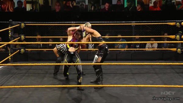 WWE_NXT_NOV__182C_2020_1836.jpg