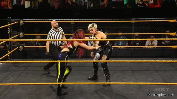 WWE_NXT_NOV__182C_2020_1848.jpg