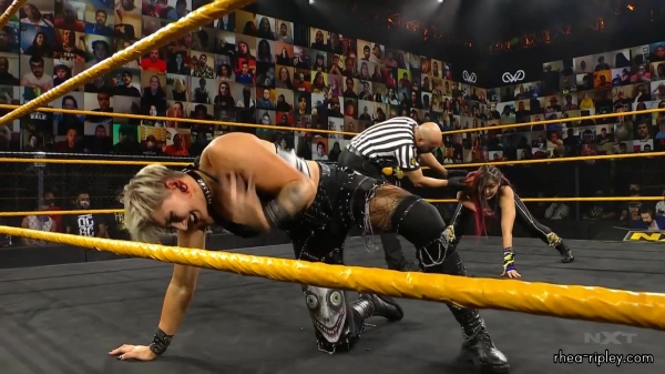 WWE_NXT_NOV__182C_2020_1877.jpg