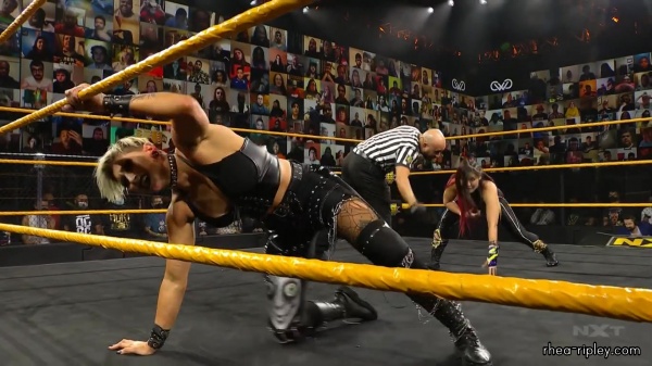 WWE_NXT_NOV__182C_2020_1880.jpg