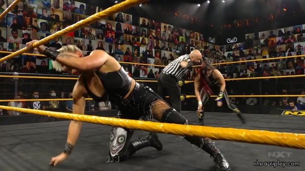 WWE_NXT_NOV__182C_2020_1881.jpg