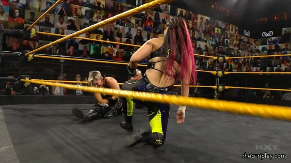 WWE_NXT_NOV__182C_2020_1904.jpg