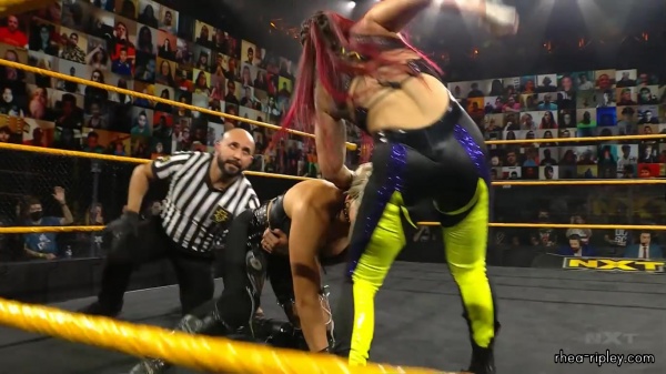 WWE_NXT_NOV__182C_2020_1909.jpg