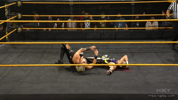 WWE_NXT_NOV__182C_2020_2090.jpg