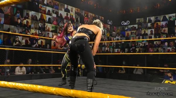 WWE_NXT_NOV__182C_2020_2194.jpg