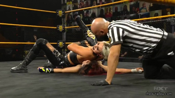 WWE_NXT_NOV__182C_2020_2256.jpg