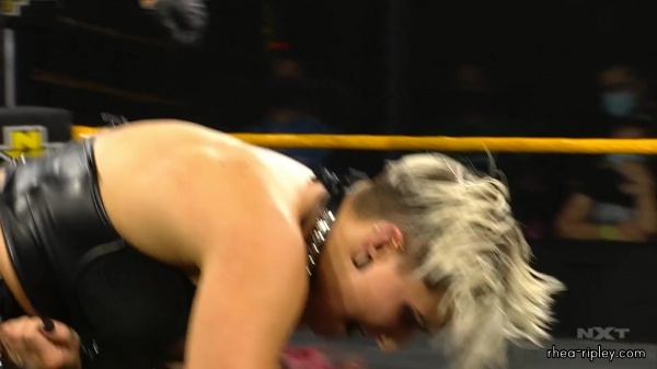 WWE_NXT_NOV__182C_2020_2280.jpg