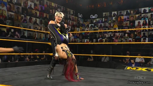 WWE_NXT_NOV__182C_2020_2321.jpg