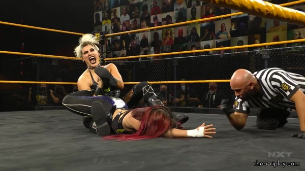 WWE_NXT_NOV__182C_2020_2371.jpg