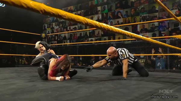 WWE_NXT_NOV__182C_2020_2393.jpg