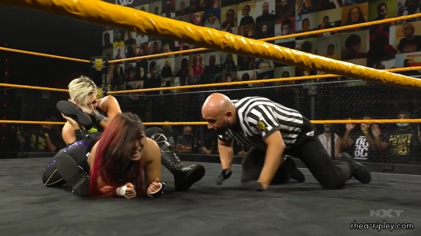 WWE_NXT_NOV__182C_2020_2399.jpg