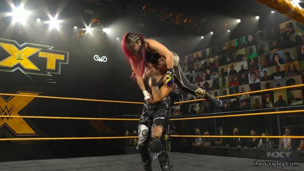WWE_NXT_NOV__182C_2020_2487.jpg