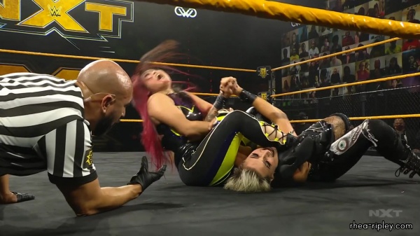 WWE_NXT_NOV__182C_2020_2511.jpg