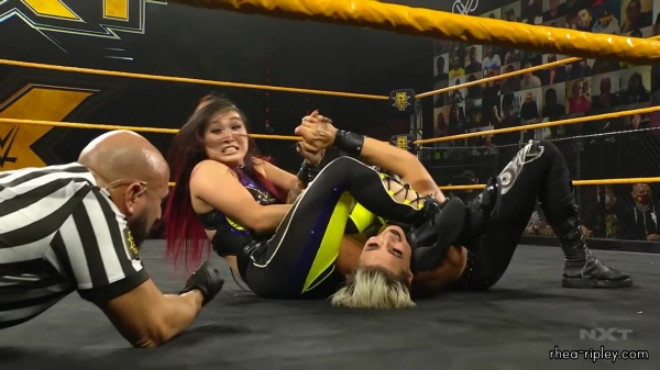 WWE_NXT_NOV__182C_2020_2514.jpg