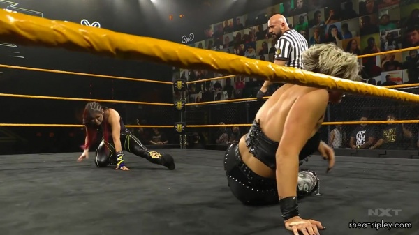 WWE_NXT_NOV__182C_2020_2588.jpg