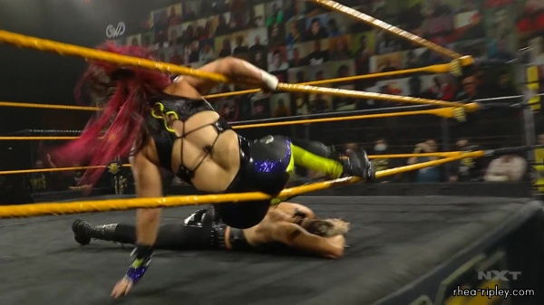 WWE_NXT_NOV__182C_2020_2613.jpg