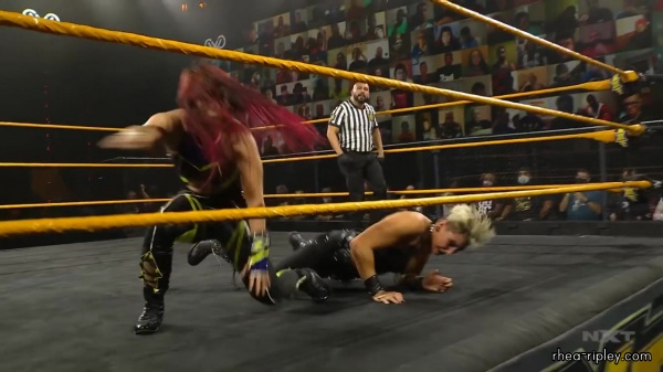 WWE_NXT_NOV__182C_2020_2615.jpg