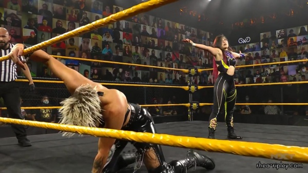 WWE_NXT_NOV__182C_2020_2637.jpg