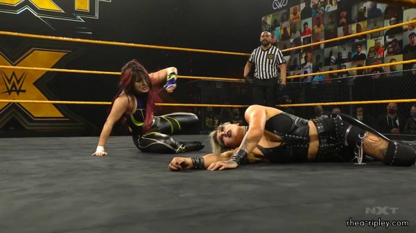 WWE_NXT_NOV__182C_2020_2686.jpg