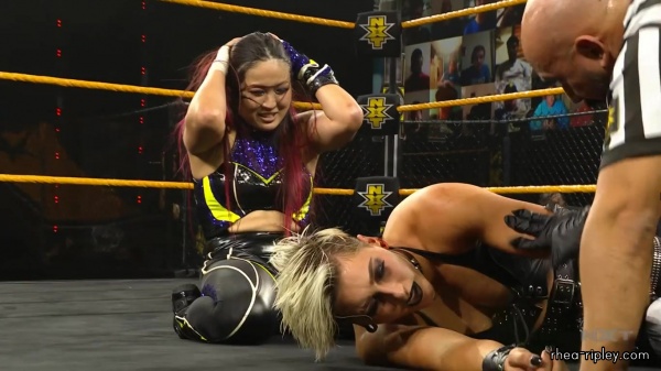 WWE_NXT_NOV__182C_2020_2710.jpg