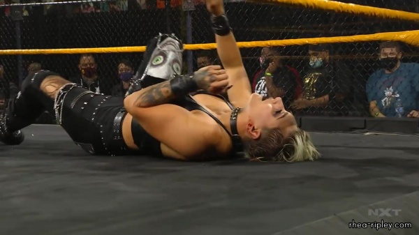 WWE_NXT_NOV__182C_2020_2731.jpg