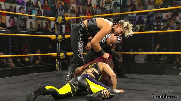 WWE_NXT_NOV__182C_2020_2882.jpg