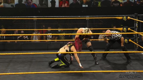 WWE_NXT_NOV__182C_2020_2885.jpg