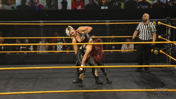 WWE_NXT_NOV__182C_2020_2890.jpg