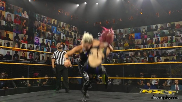 WWE_NXT_NOV__182C_2020_2900.jpg