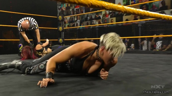 WWE_NXT_NOV__182C_2020_2930.jpg